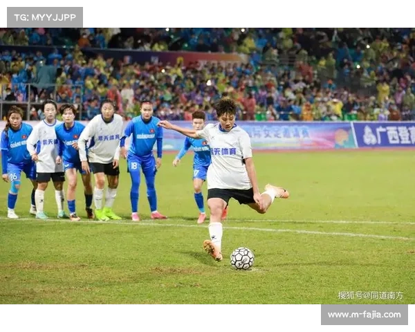 俱乐部社区教练工作，足球普及基层努力