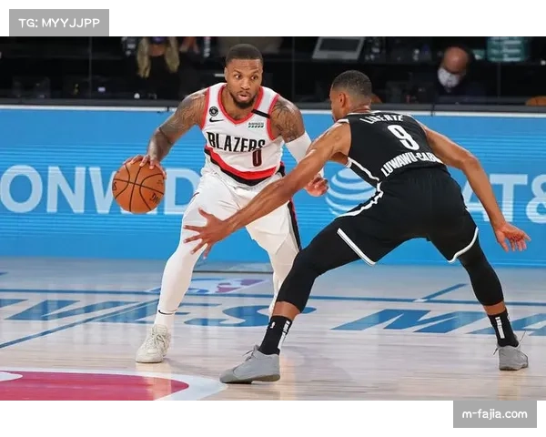 消息：国王险胜开拓者，保留冲击前六的最后希望